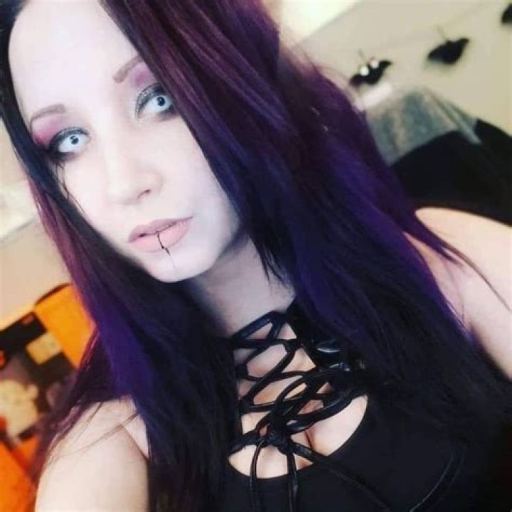 abadon aew no makeup look
