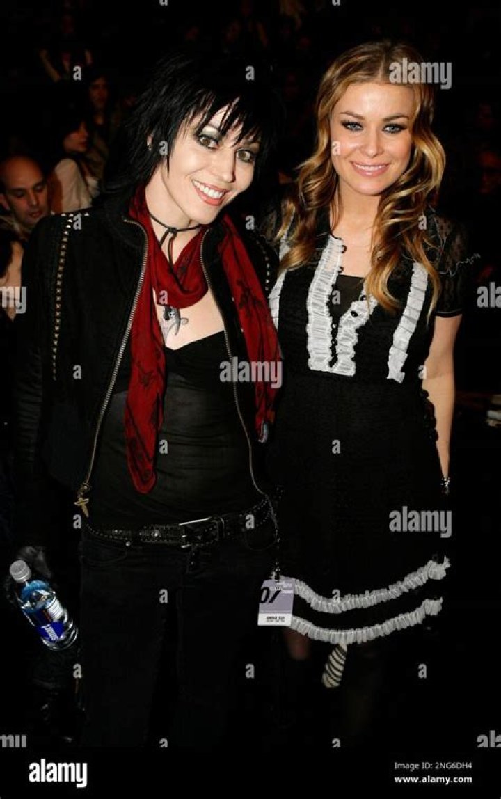 Carmen Electra and Joan Jett pictures