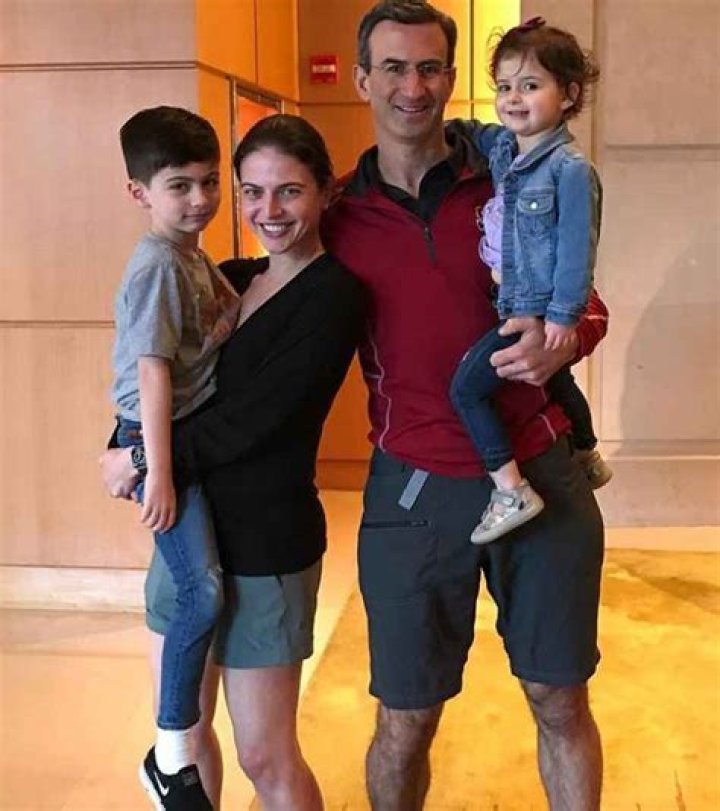 Know About Bianna Golodryga; CBS, Husband, Children, Net Worth
