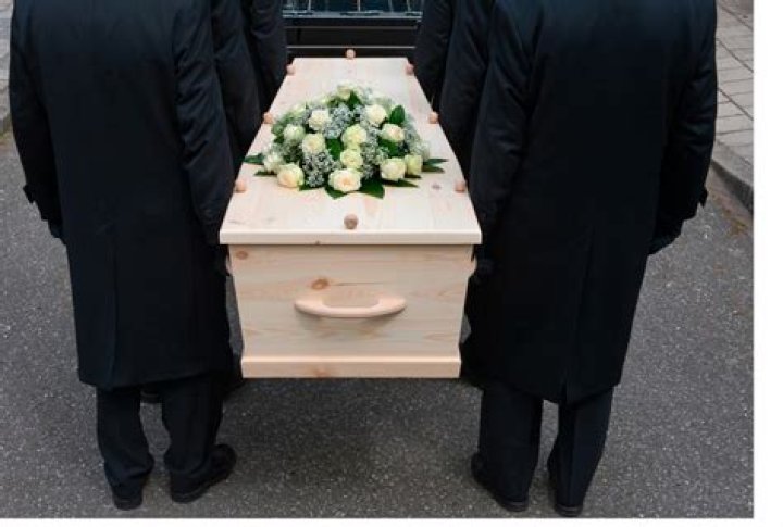 Métier Croque Mort