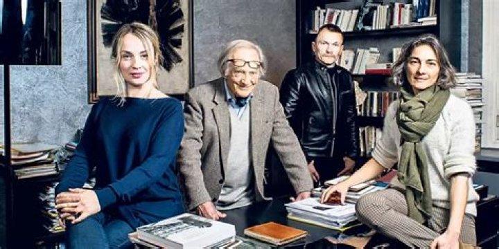 Sylvain Tesson Et Sa Compagne Elise Sylvain Tesson Et Sa Compagne Elise