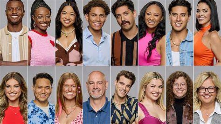 What is Casey Big Brother AU real name? What is her background? How old is Big Brother AU Casey? What does she do for a living?